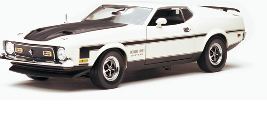 1971 Mustang Mach 1 Boss 351 - Wimbeldon White  (SunStar) 1/18