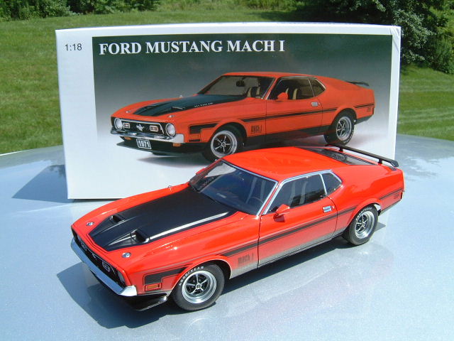 1971 Ford Mustang Mach 1 351 Fastback - Bright Red (AUTOart) 1/18