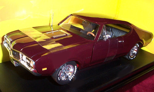 1968 Oldsmobile 4-4-2 - Burgundy (Ertl) 1/18