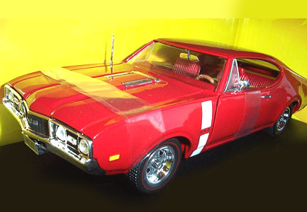 1968 Olds 4-4-2 - Red (Ertl) 1/18