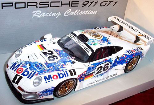 1996 Porsche 911 GT1 LeMans #26 (UT Models) 1/18