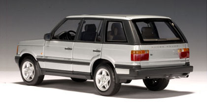1999 Range Rover Land Rover 4.6 HSE - Silver (AUTOart) 1/18