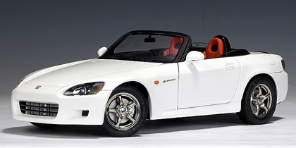 2000 Honda S2000 - White (AUTOart) 1/18