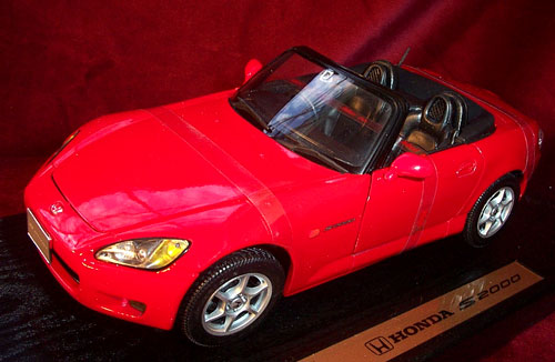 2000 Honda S2000 - Japanese Right Hand Drive - Red (Maisto) 1/18