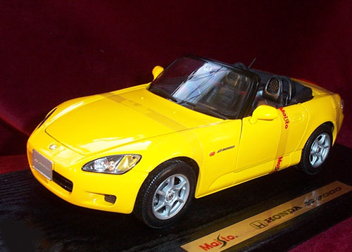 2000 Honda S2000 - Japanese Right Hand Drive - Yellow (Maisto)