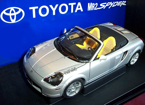 2000 Toyota MR2 Spyder - Silver (AUTOart) 1/18