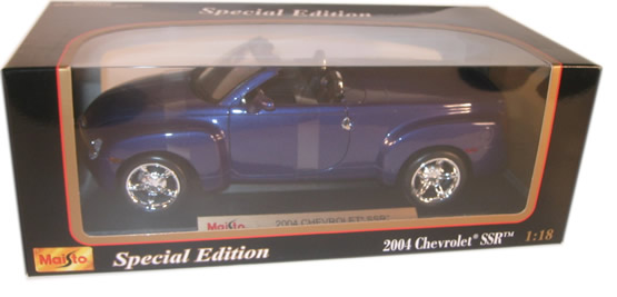 2004 Chevrolet SSR - Ultra Violet Blue (Maisto) 1/18
