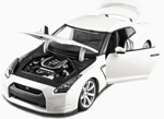 Nissan GT-R - White (BBurago) 1/18