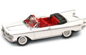 1961 Chrysler Imperial - White (YatMing) 1/18