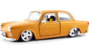 VW 1600 Notchback - Gold (Maisto G-Ridez) 1/24