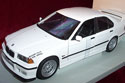1996 BMW 318is - White (UT Models) 1/18