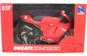 2005 Ducati Desmosedici GP05 - Carlos Checa #7 (NewRay) 1/12