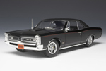 1966 Pontiac GTO - Triple Black 1 of 600 (Highway 61) 1/18