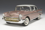1957 Chevrolet Bel Air - Dusk Pearl & India Ivory (Highway 61) 1/18