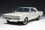 1967 Dodge Coronet R/T 426 Hemi - White (Highway 61) 1/18