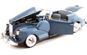 1941 Packard Darrin 180 (Signature Charlestown Collectibles) 1/18