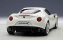 Alfa Romeo 4C - Pearl White (AUTOart) 1/18