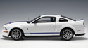 2005 Ford Mustang Shelby Cobra GT500 - White (AUTOart) 1/18