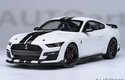 Ford Mustang Shelby GT500 - Oxford White (AUTOart) 1/18