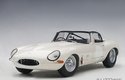 Jaguar Lightweight E-type - White (AUTOart) 1/18