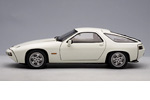 Porsche 928 - White (AUTOart) 1/18