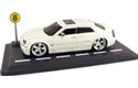 2005 Chrysler 300C - Pearl White (DUB City) 1/18