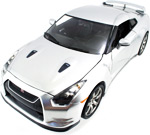 Nissan GT-R - Silver (DUB City) 1/18