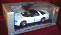 2002 Chevy Camaro SS - White - (Welly) 1/18