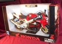 Honda CBR-929RR Motorcycle - Red (NewRay) 1/6