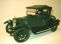 1920 Cleveland Model 40 Roadster - Green (Signature) 1/18
