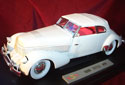 1936 Cord 810 - White (Signature Models) 1/18