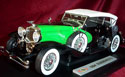 1934 Duesenberg - Black/Green (Signature) 1/18