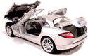 2005 Mercedes Benz SLR McLaren - Silver (Maisto) 1/18