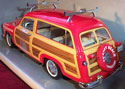 1949 Ford Woody Sunset Beach Lifeguard Station Wagon (Motor City Classics) 1/18