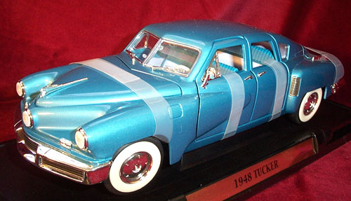 1948 Tucker Torpedo - Blue (YatMing) 1/18