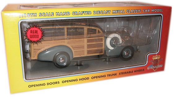 1939 Chevy Woody Wagon - Granville Gray (Motor City Classics) 1/18