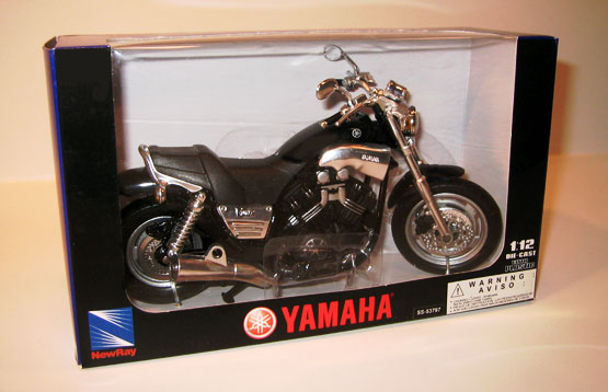 Yamaha V-Max - Black (NewRay) 1/12
