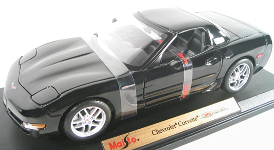 2001 Chevrolet Corvette Z06 - Black (Maisto) 1/18