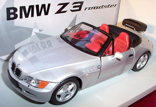 BMW Z3 Roadster - Silver (UT Models) 1/18 diecast car scale model