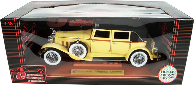 1930 Packard LeBaron - Beige (Charlestown Collectibles) 1/18